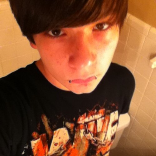 arandomdude1234's profile picture. Just a guy, who does stuff.