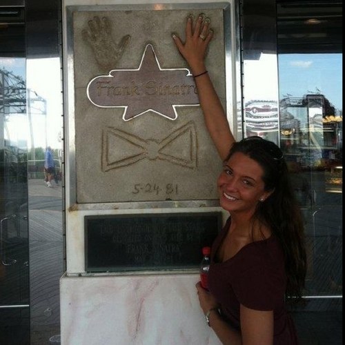 DanniFowler's profile picture. Shop-a-holic. World Traveler. Great Cook. Junk Food Addict. Avid Sports Fan.