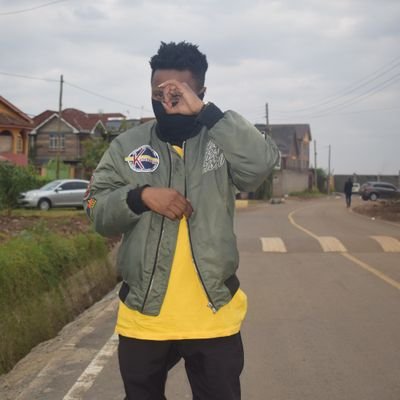 Living My Dream.... photographer, Electric Engineer, Designer,Drip plug ❤️🔥 Entrepreneur.. Pickup lines and Comeback writer😎