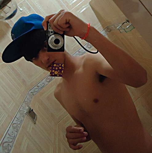 Não espere que eu seja o garoto perfeito. | FaceBook http://t.co/67Ruenhw2J | Comunidade http://t.co/Us7KLuNm6d?