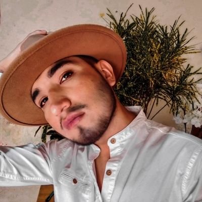 Jonnatan_Cuenca's profile picture. Periodista