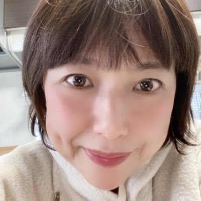 kororuffymint's profile picture. 料理、菓子作り、庭いじり…掃除好きです。
おうちカフェ、焼菓子販売業。