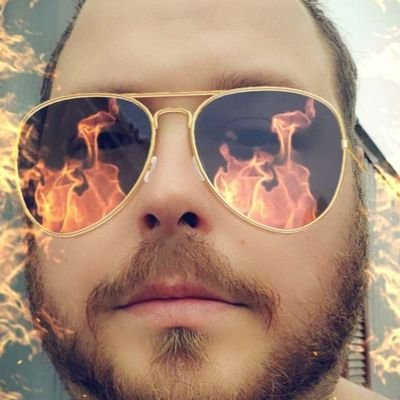 18+ only. Pansexual vers bottom. Pennsylvania native. New to NSFW content.