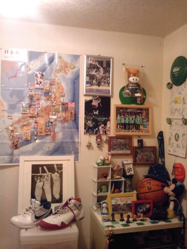 BSLIFE2's profile picture. 07-08シーズンに埼玉ブロンコスホームゲームを観て以来のバスケファン。全国津々浦々遠征。🏀W杯(上海)のトルコ戦、NBAジャパンゲームも観戦。八村・渡邊・馬場・富永・田中力には特に注目！沖縄アリーナに行きたい！ボクシング・井上尚弥、ラグビー、ハンドボールも注目！ミーハー！