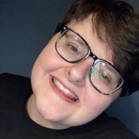 cait (@thetwincait) 's Twitter Profile