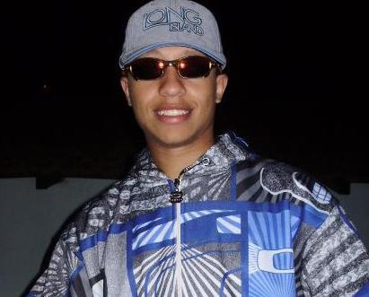 Mc Theus do Ó  ♪

ID: 55*114*80170

TEL:55 11 77351489

CEL:11 6969-6472