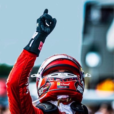 Fl_o15's profile picture. 