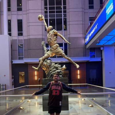 🇫🇷🇪🇸🇲🇽 Insta: jwhite_40 Snap: jwhite_16. I’m a DREAMer. He/Him