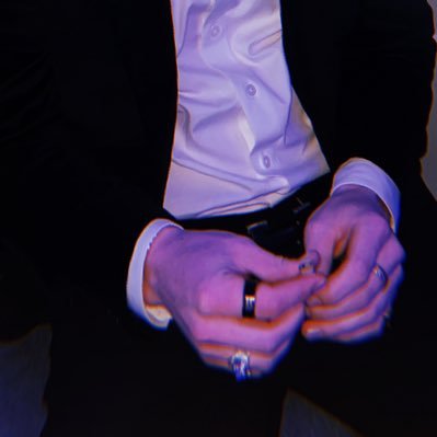 cockroach_b0y's profile picture. disgusting…