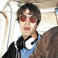les 🤟🏻 (@bloosis) 's Twitter Profile