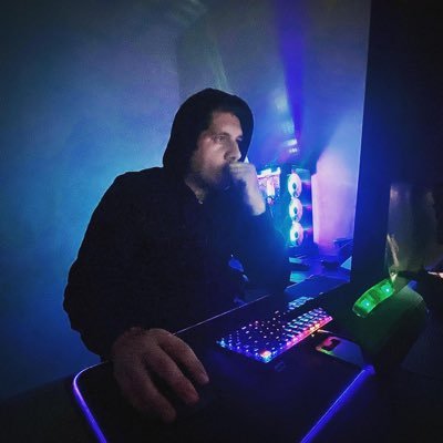 LuisGilP98's profile picture. Ingeniero: Desarrollo de software - IBM