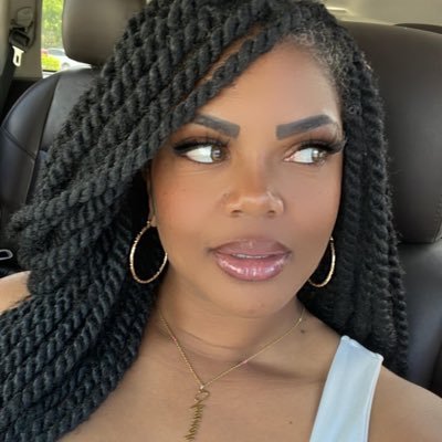 Aminah59006621's profile picture. 