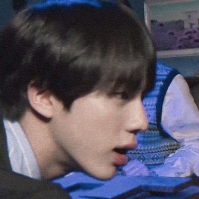 ㅤㅤ ♯ 김석진 : everything he does is ㅤㅤㅤㅤㅤㅤㅤbeautiful . ⋆。˚ 💭