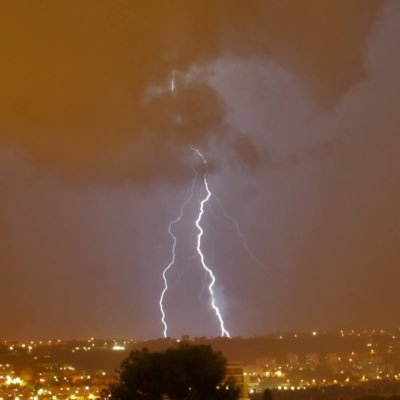 Chasseur d’orages à Nice ,passion sur les orages.. Rédacteur d’actualités de @meteocontact