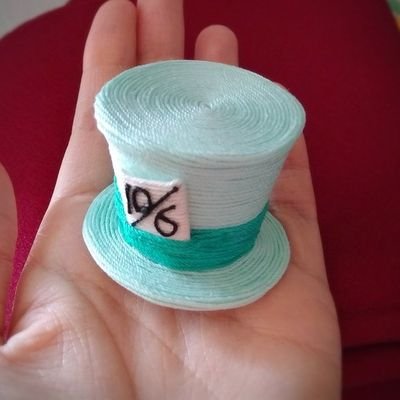 k_shyness_o's profile picture. てんかん、ばち指、良性腫瘍、遺伝性疾患など持病がいくつか。人見知り。2023.04実話を絵本にしました😽 無言フォローOK👌 料理がとても好き。2025.10 めいはお空へ🌈 あい9歳🐶