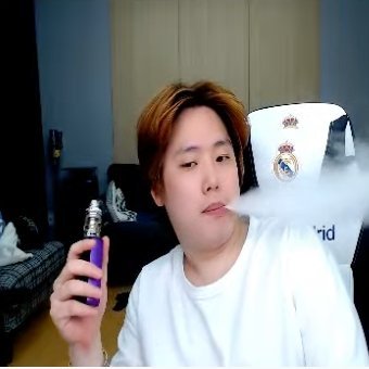 cryptonftfreak's profile picture. 