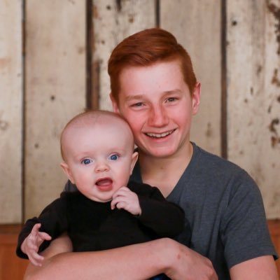 carterdc123's profile picture. Like to party