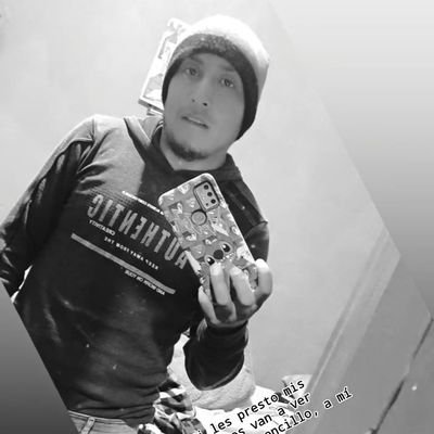 JosEric85125645's profile picture. Niño sin amor