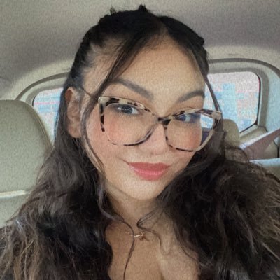 zoruiz_'s profile picture. 