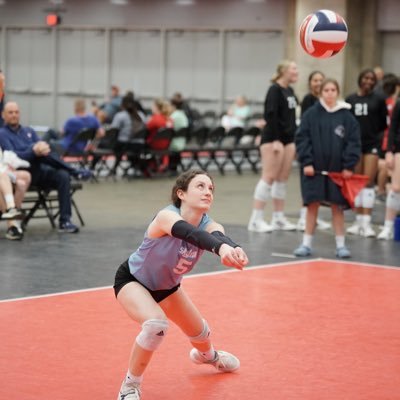 Episcopal HS Class of ‘24. DS / Libero @ehssports and Houston Stars 18 Adidas. 4.1 GPA. IG: sammy_littlevb