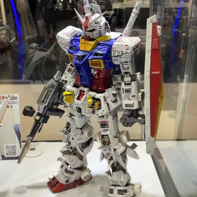 10数年振りにMTG再開。ルール忘れてるから徐々にコレクション増やしてその内デッキも組みたいな その他:ホットトイズ、クリプトラクト
