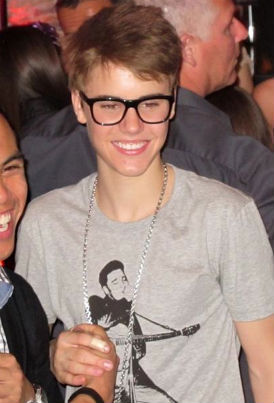 I am a huge fan of Justin Drew Bieber. He is the best person in the whole world. #goodpeople...:)