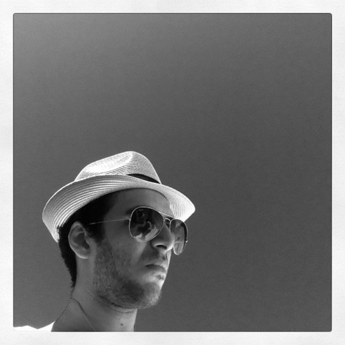 HeytorBorges's profile picture. Eu gosto dos que tem fome, dos que morrem de vontade, dos que secam de desejo dos que ardem!