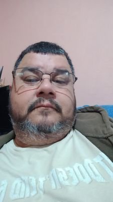 Petista e antiBOSTALIXOS, Babalorixá,filho de Xangô,pai, avô,filiado ao PT,e na luta para arrancar esse CÂNCER,chamado BOLSOLIXO.