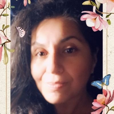 Profesora de finanzas y otras rarezas en pre y postgrado. Mamá de Natalia. Vivo en Viña, criada en Quillota, nací en El Salvador (norte), porteña de ❤.Seguimos!