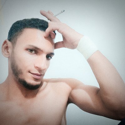 prGBUxnsgUFk98Z's profile picture. وحشتني دنيتى