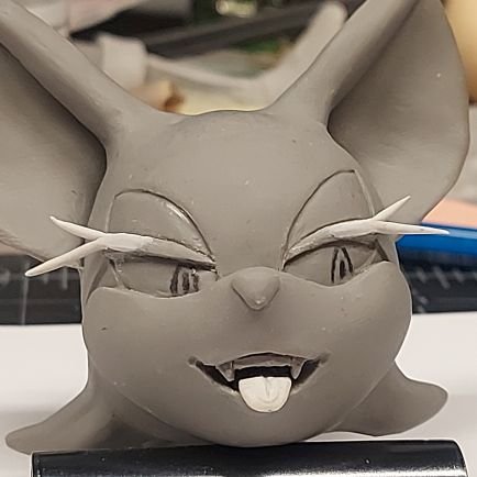 Hey! I like to sculpt anime, game, and folktale beast characters with clay, and then turn them into finished figures. I hope you can enjoy them!