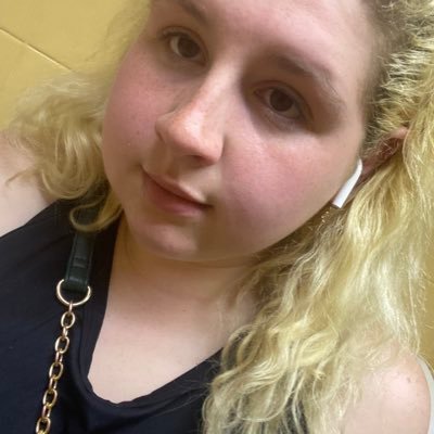 ElizabethAC07_'s profile picture. ✨