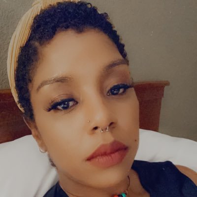 JuJuFromVenus🏳️🌈👩🏾❤️💋👩🏾 💕 Another Lesbian on Twitter Looking for Love 💗🤷🏾♀️👩🏾❤️💋👩🏾 She Could be Anywhere Including Here 😂🥴 🤔🏳️🌈
