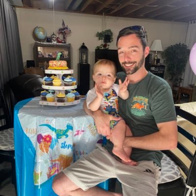 Snowbrow19's profile picture. Jesus saves. Nats, Skins, Caps, Wizards, Spurs