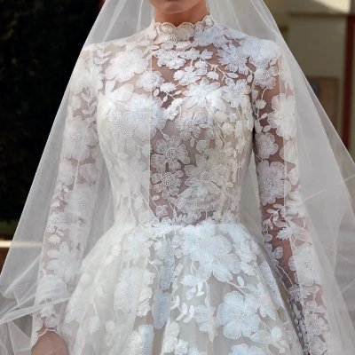 brudebutik's profile picture. Hos MARI LOU Brudebutik har vi et nøje udvalg af smukke romantiske og moderne brudekjoler. Unik brudekjole shopping og professionel vejledning af brudestylist.