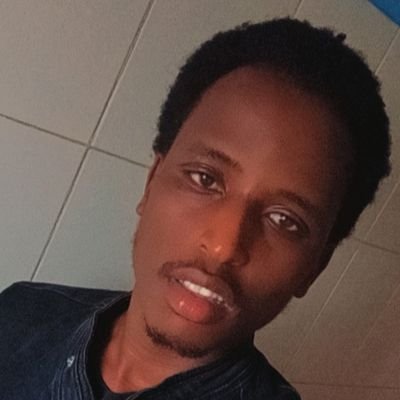 Bradley95_'s profile picture. Simple! Don't get the popular circle confused with the winners circle.
Don't forget to remind God the desire of your heart..
Classic FM 👌#MainaAndKingangi