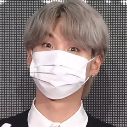 21♡
If you feel like you're going to crash, accelerate harder
~Min Yoongi