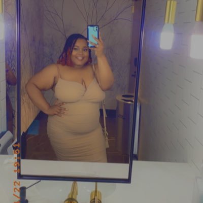 livlovelocs's profile picture. LIV•ING LIFE🥳