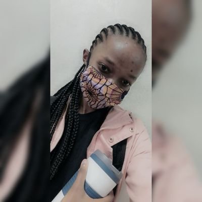 M_Rotondwaa's profile picture. Proverbs 4:23| Philippians 4:6| Oliver Mtukudzi 🕊️| LH44| Protea 🔥🏏|💜💚