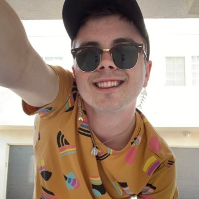 Criles_'s profile picture. 27 y/o | They/He | BLM | 🌈 💛🤍💜🖤| Type 1 Diabetes | YouTube Channel: Criles | TikTok: criles | Instagram: criles_