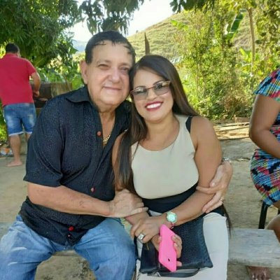 sou fã é do senhor jesus cristo pq eli não faz separação de pessoas todos pra ele são iguaes!