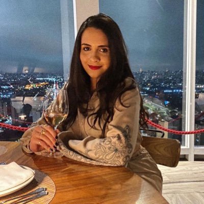 eduarda_mkt's profile picture. Quer saber como trabalhar online 📲? Me chama na Dm e saiba mais!