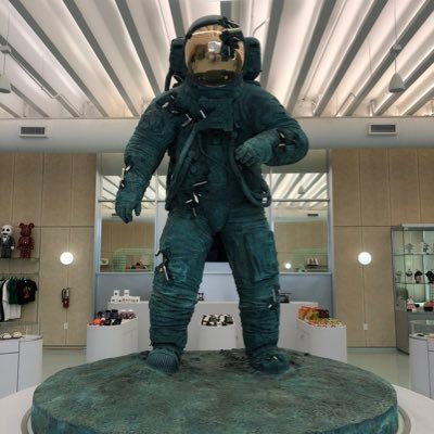 rascaldazzee's profile picture. 