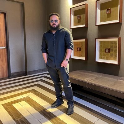 PAPISIX_'s profile picture. 六 $IX The Future Man 🇵🇷 Da real Abel Tesfaye. 5’10 on a good day.