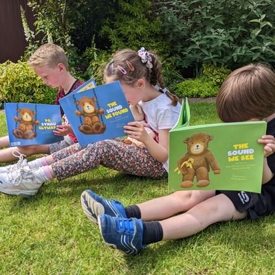 3 highly specialist Speech Therapists producing children's story books to encourage early sound development through input modelling https://t.co/VG3sSXU40N