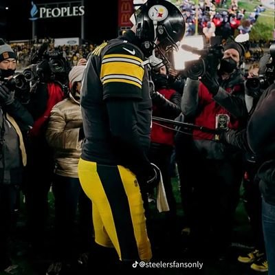 huntersiliano's profile picture. Biggest pharvin27 fan