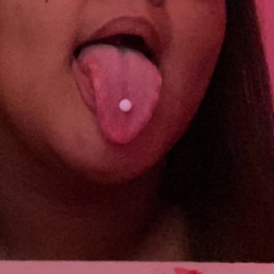 sub , princess, poc , 𝗺𝗶𝗻𝗼𝗿𝘀 𝗱𝗻𝗶 🚫⚠️ plussize, i do not post full nudes. dm for content