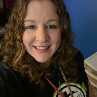💕🎤📚📓🐶Counselor @ Danielson MS/LPC-Associate @ CRA Professional Counseling.🐱🐦⚾️🍬💕