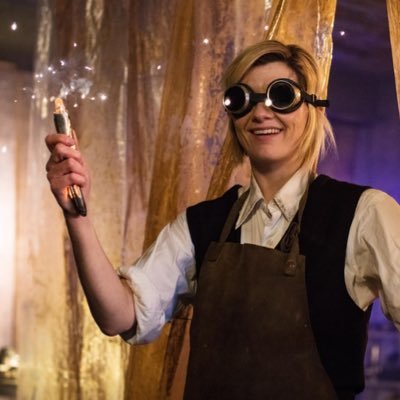 MetacrisisLoz's profile picture. look at me, I’m stupid ☺️ | 22 | she/her