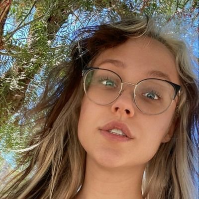 BellaLerouxa's profile picture. I'm gentel ....  I love to have fun 💘💘💘💘